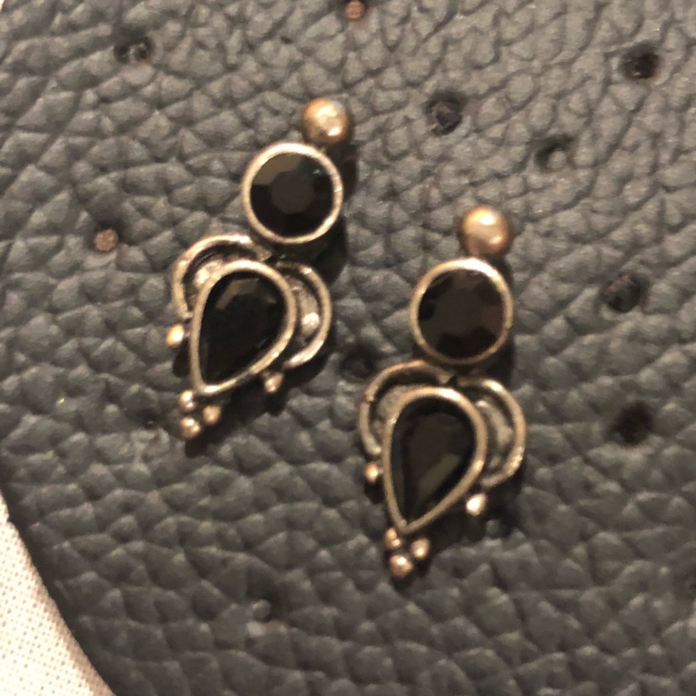 Earring Bundle - Picture 2 of 7